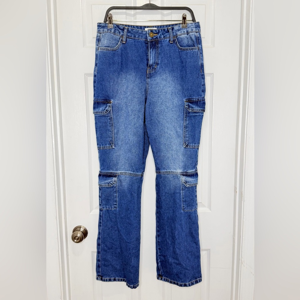 BBJ Los Angeles- Blue Cargo Jeans Size 7/28